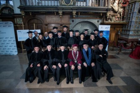 MBA graduacja, wreczenie dyplomow, GFKM