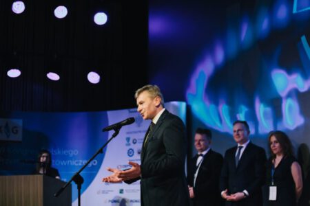 Wreczanie dyplomow w MBA w Izbie Gospodarczej Gazownictwa