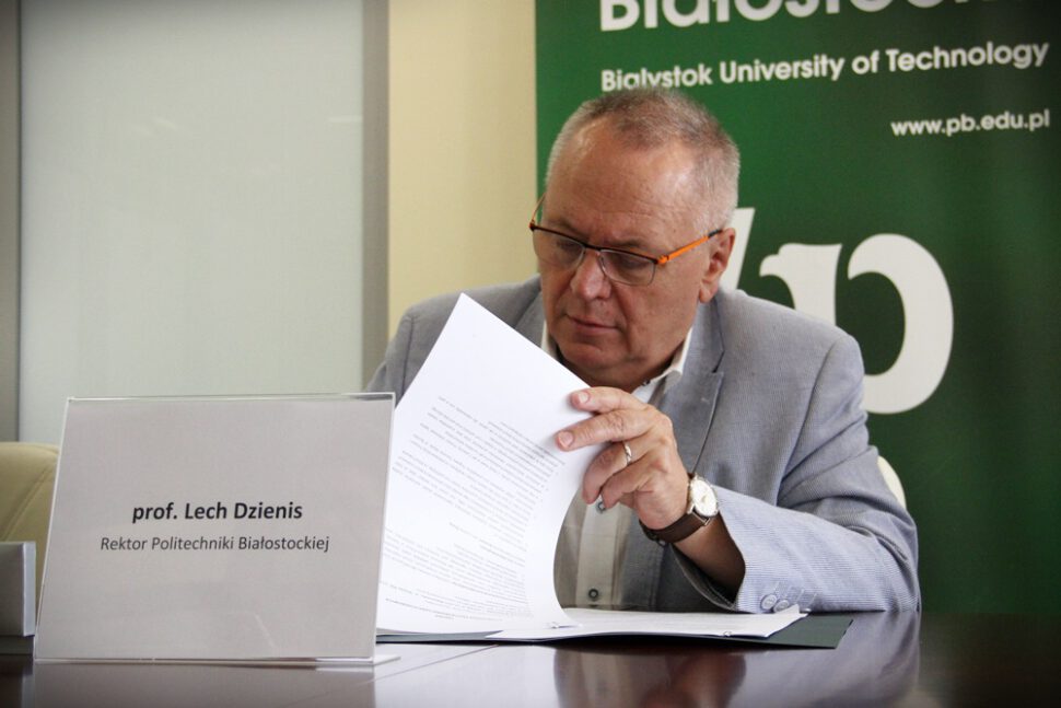 Rektor PB prof. Lech Dzienis, studia menedzerskie mba bialystok