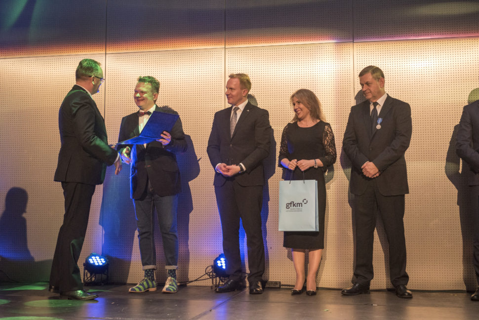 MBA IGG wreczanie dyplomow