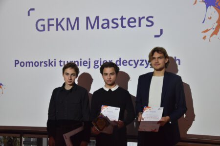 GFKM masters gry decyzyjne 4